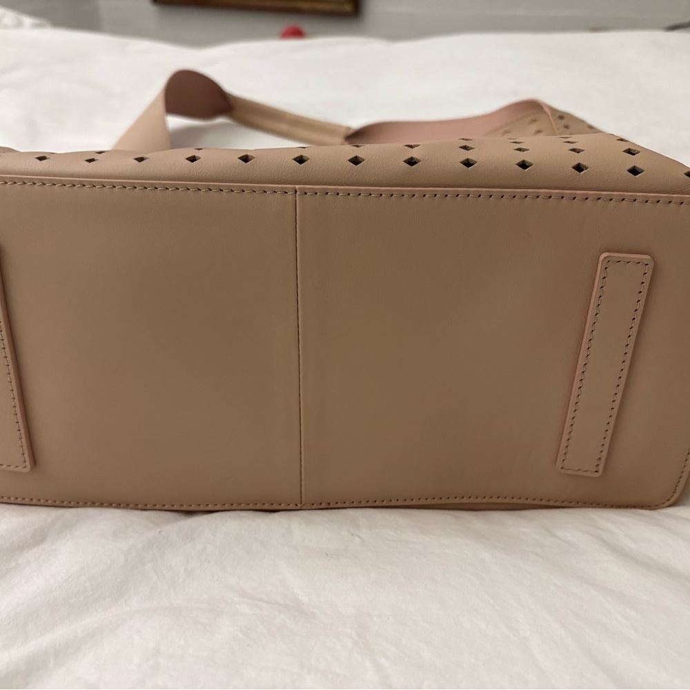 Gorgeous Pourchet Paris shoulder bag- soft pale pink/cream leather - Picture 14 of 16
